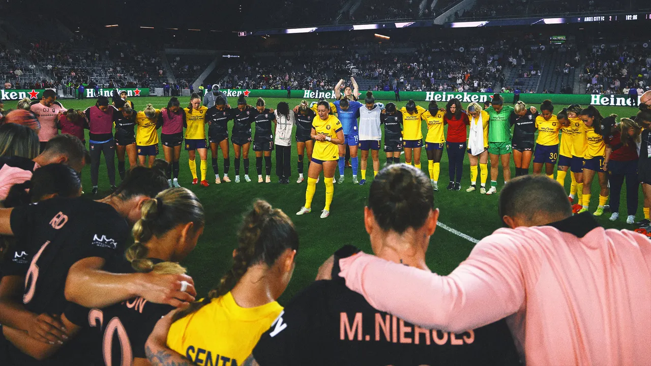 União em campo com orações por Savy King 