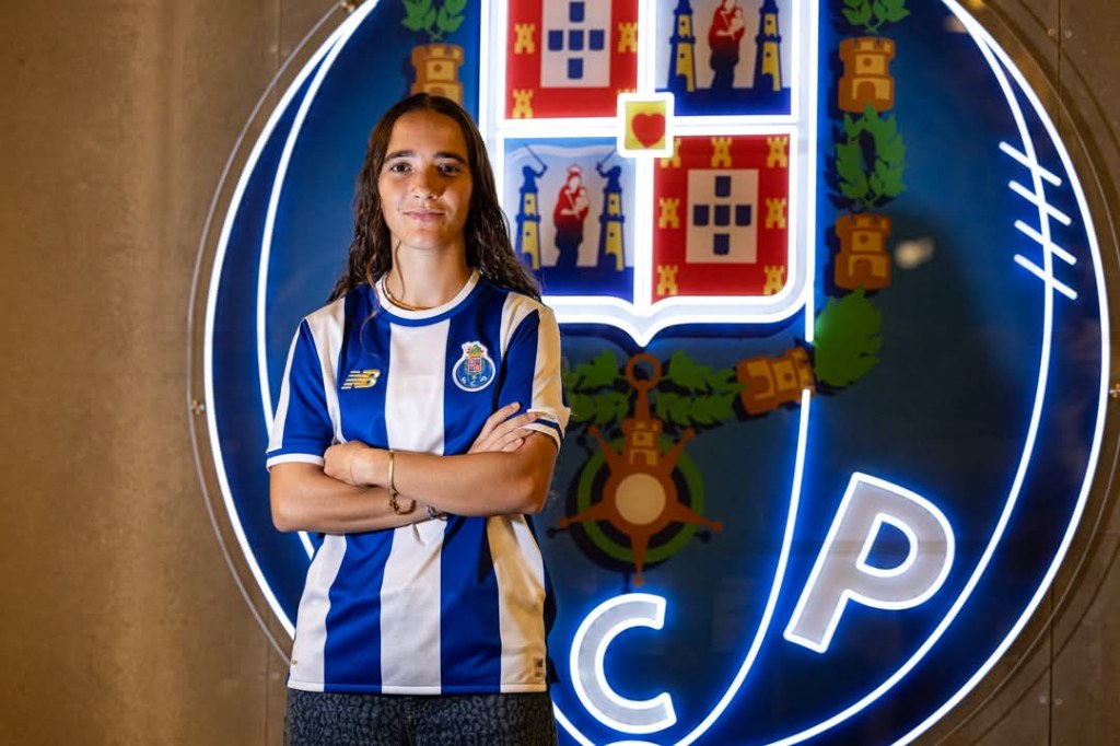 Maria Ferreira assina pelo FC&nbsp;Porto