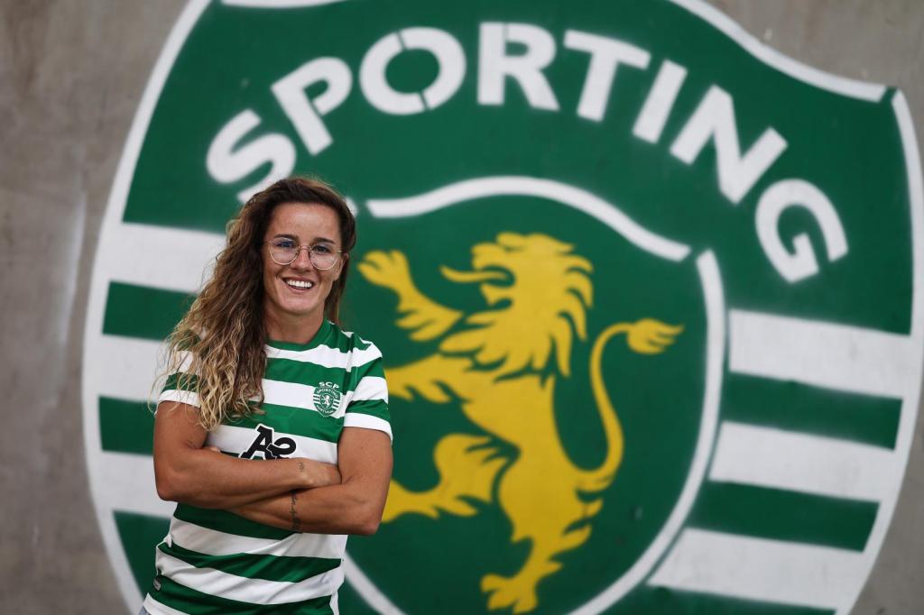 Ana Capeta renova com o Sporting e é leoa até&nbsp;2029!