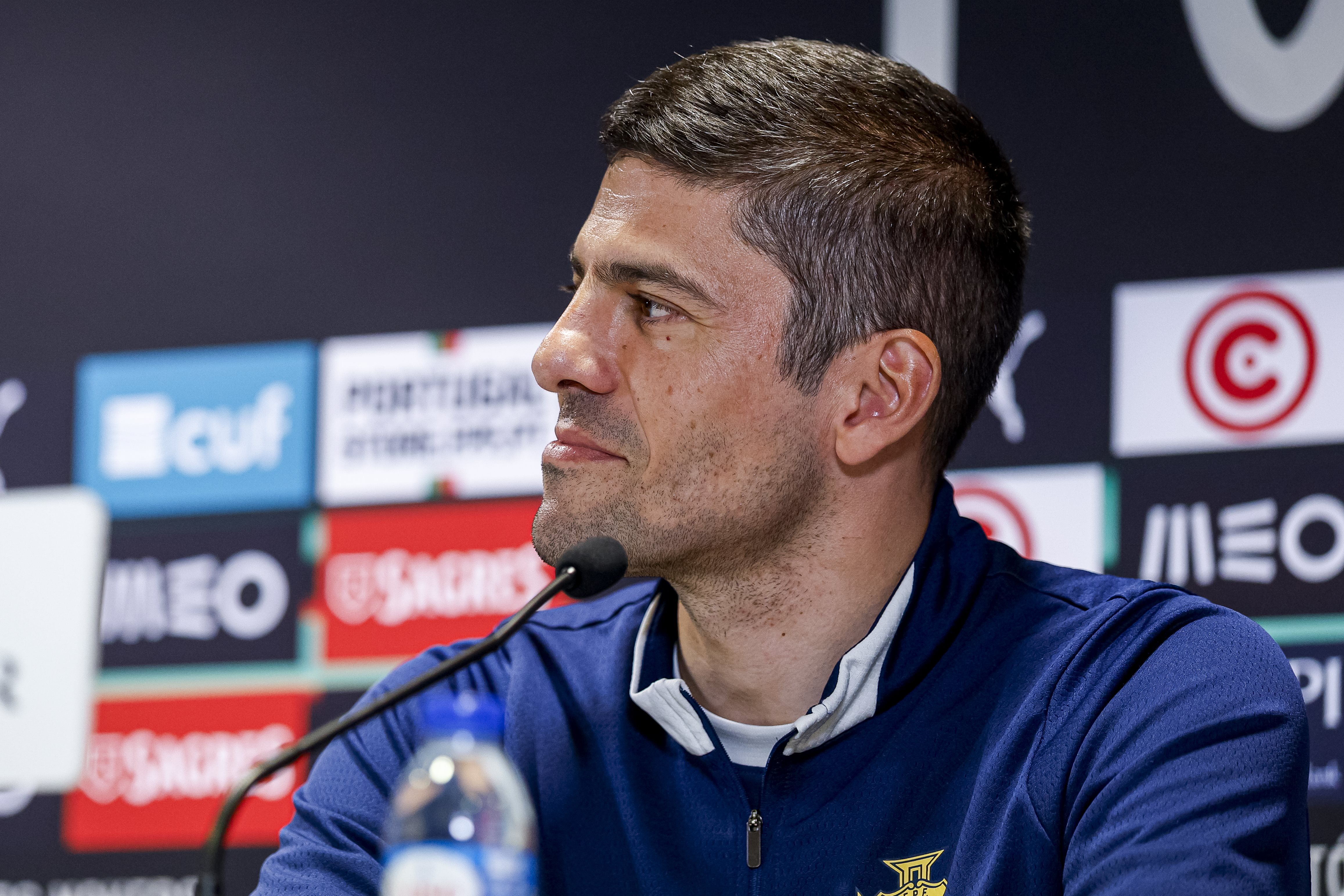 Antevisão de Francisco Neto: “Daqui a um ano queremos estar a celebrar um apuramento para o Mundial. Estes testes servem exatamente para isso.”