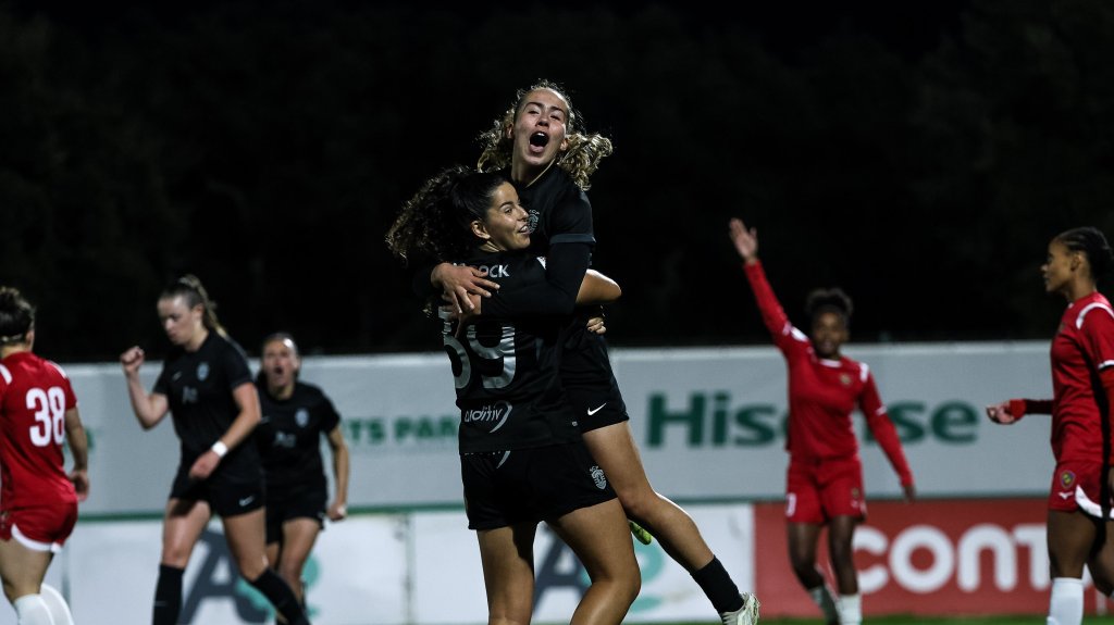 Hat-trick de Carolina Santiago dá vitória ao Sporting diante do&nbsp;Damaiense