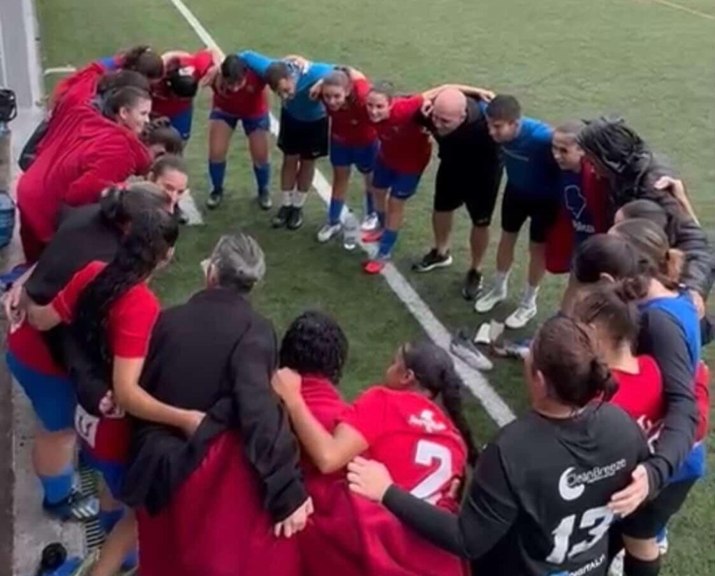 O frio, o medo e o silêncio, quando o jogo foi além do futebol: o relato de Beatriz Sofia sobre o jogo em São Mamede do Coronado que acabou em casos de&nbsp;hipotermia