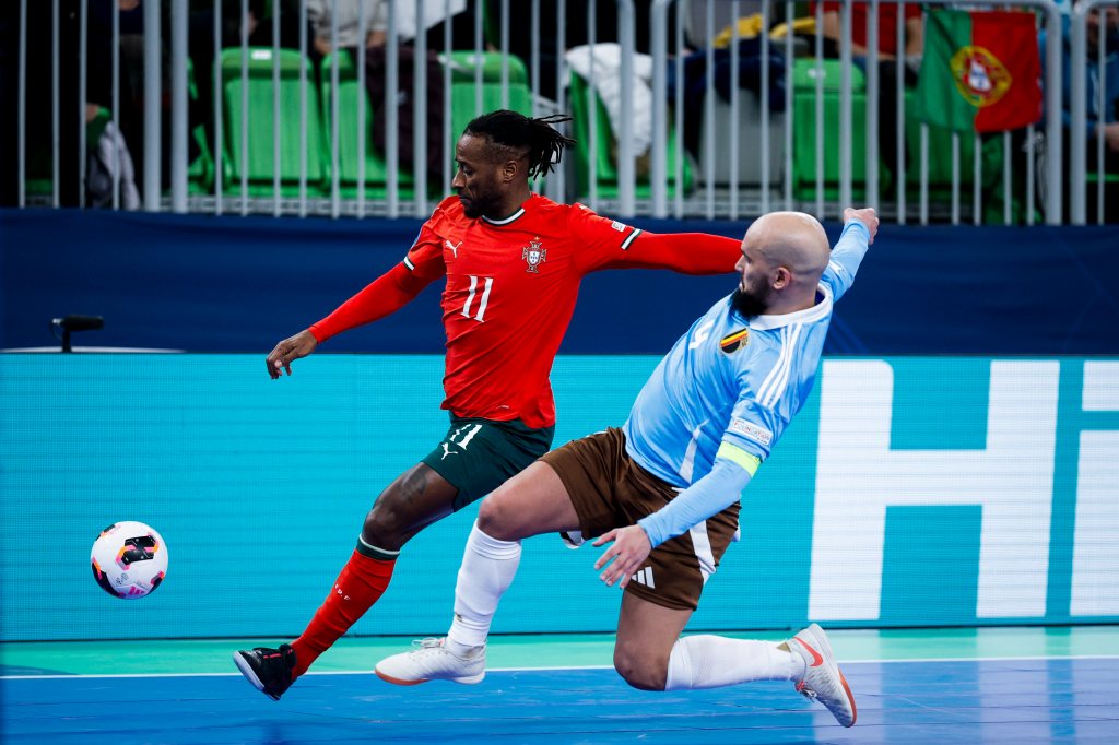 Portugal vence a Bélgica por 8-2 e segue para as meias finais do&nbsp;Europeu