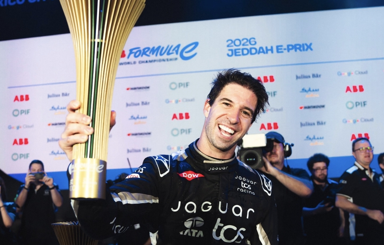 Primeira vitória pela Jaguar: António Félix da Costa vence em Jeddah