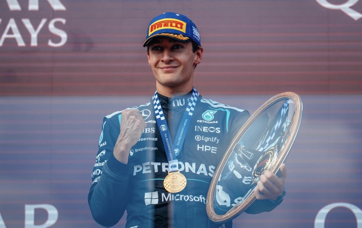 Mercedes domina na abertura da F1 2026: Russell vence na Austrália e Antonelli garante dobradinha no Albert Park