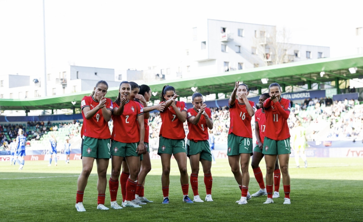 Reviravolta lusa na Eslováquia mantém o pleno nesta qualificação