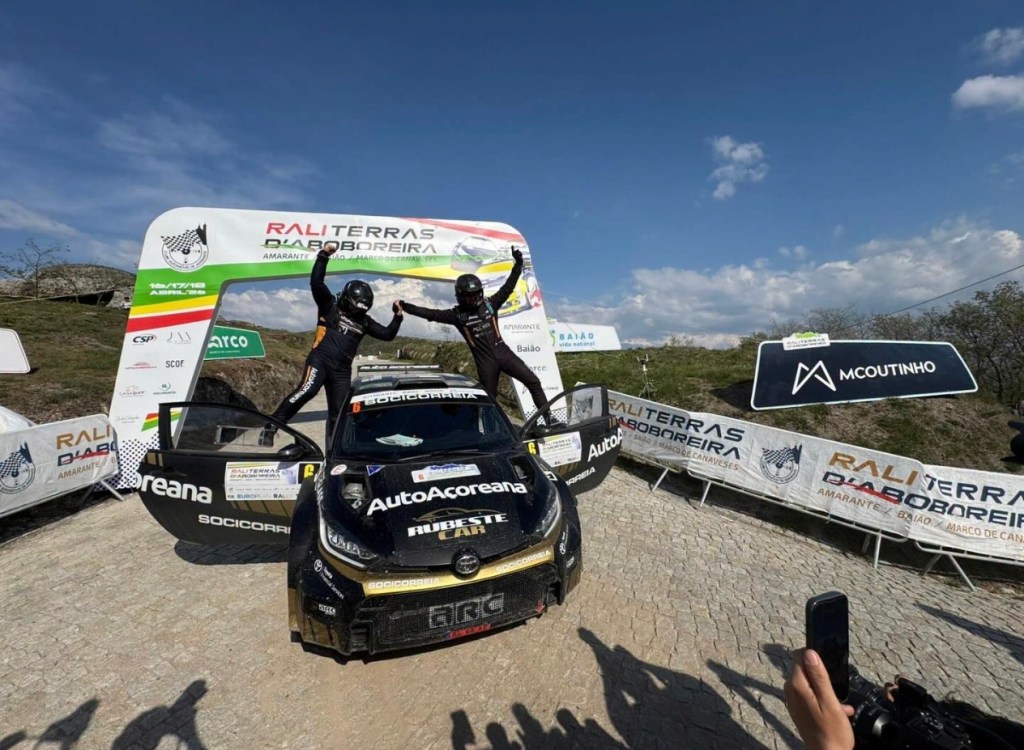 O regresso do CPR esteve sob domínio Açoriano: Na Aboboreira Rúben Rodrigues e Rui Raimundo levaram a&nbsp;vitóri