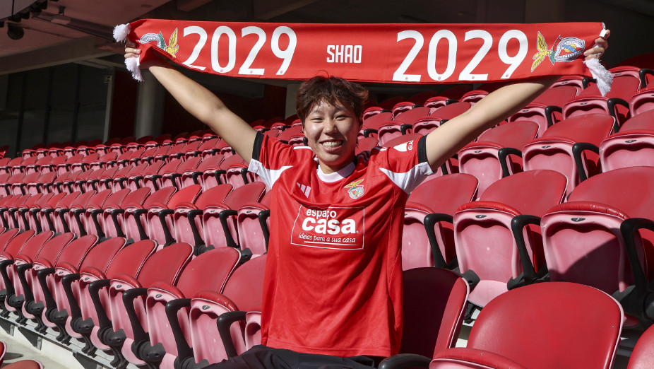 Ziqin Shao, avançada chinesa, reforça o Benfica até 2029 e é a aposta para a próxima época
