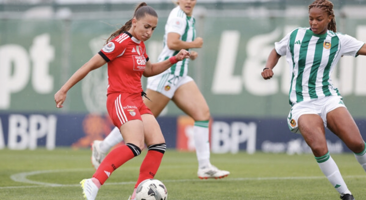 Benfica vence e sela época invicta já o Rio Ave vai disputar o playoff para a manutenção