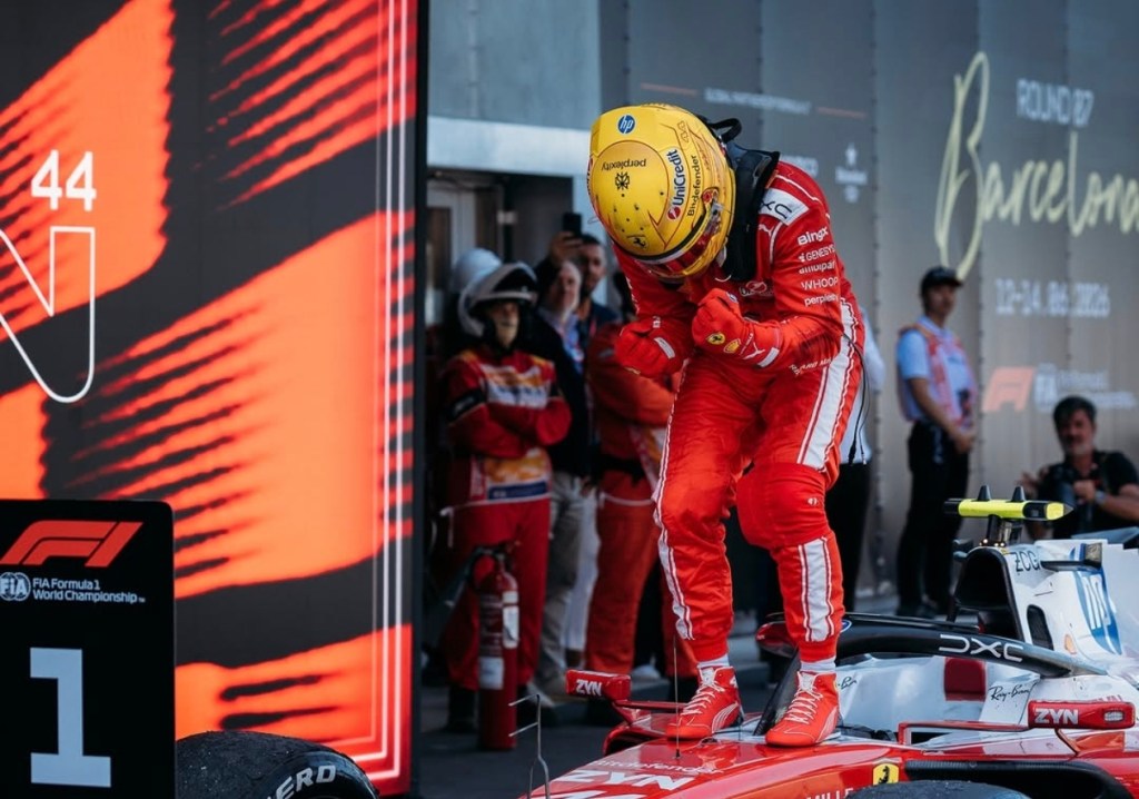 A primeira pela Ferrari:Lewis Hamilton vence em Barcelona e volta assim às vitórias na Formula&nbsp;1